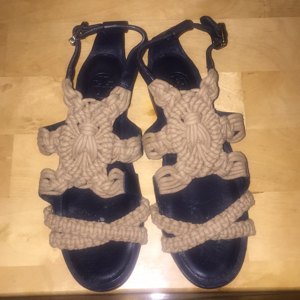 Tory Burch sandals very unique Retail $265 NWT